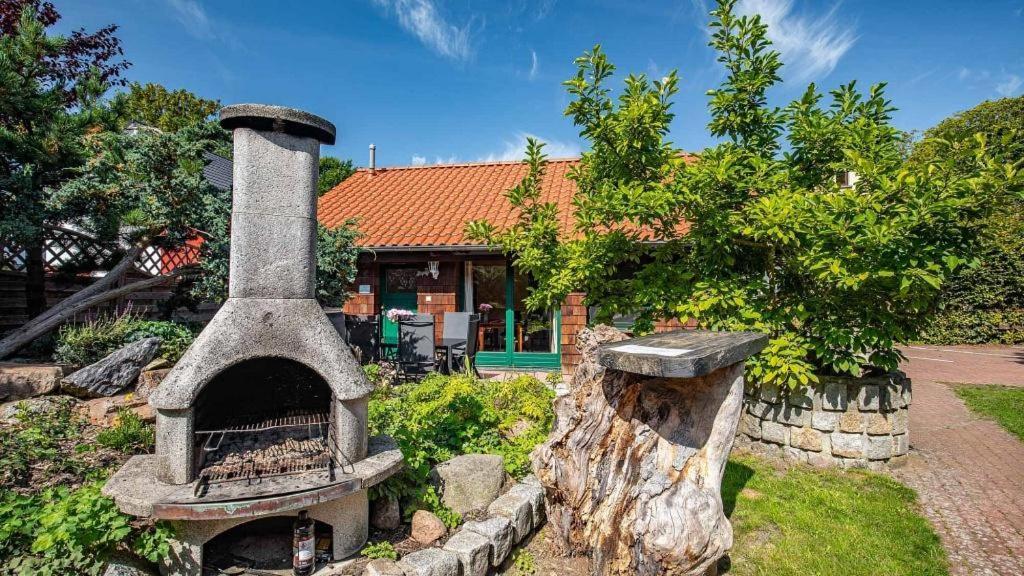 Hexenhaus Kleine Finka Villa Prerow Exterior photo